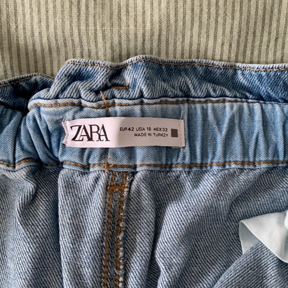 Zara Paperbag Jeans - Picture 3 of 3